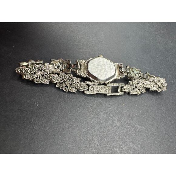 Vtg XANADU Peekaboo Silver Tone Marcasite Quartz Bracelet Womens Watch MOP Dial - Picture 9 of 11